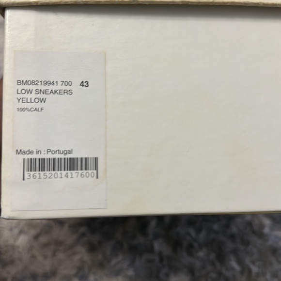 GIVENCHY Yellow Sneaker. Men’s US 10. Worn once. - Picture 7 of 7